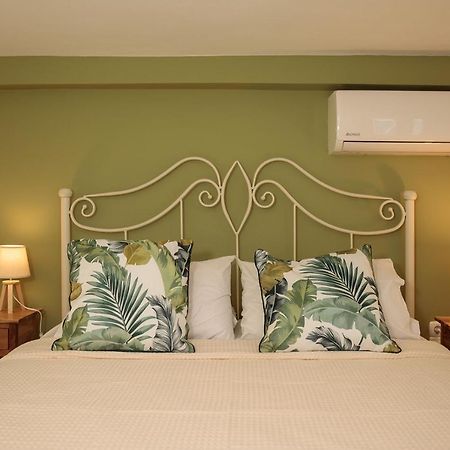Green Loft Room In Naxos Chora Naxos City Exterior foto